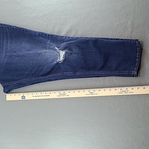 OLD NAVY Women's Boyfriend Skinny Distressed Stretch Blue Jeans -‎ Size 18 - Picture 10 of 11